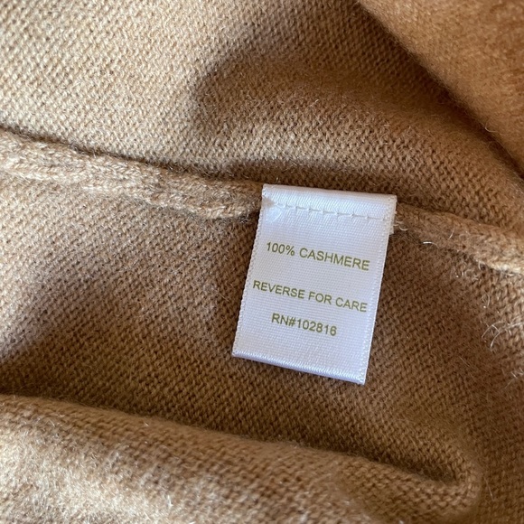Garnet Hill Mongolian Cashmere Turtleneck Sweater in Ivory & Camel Size XS (2-4) - Picture 7 of 14